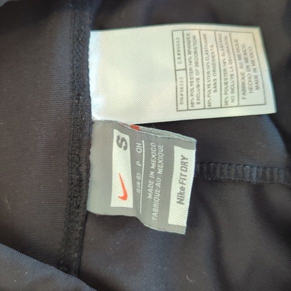 Black Nike high-waisted flare yoga pants - Picture 4 of 5